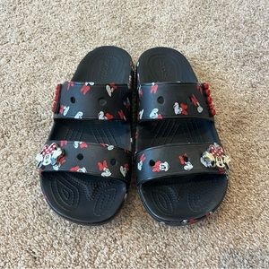 Minnie Mouse Disney crocs women’s sandals